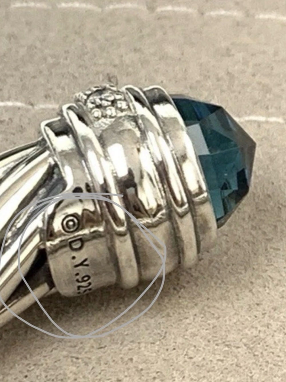 David Yurman signed Sterling Cable Cuff Bracelet with Blue Gemstone & Diamonds - Picture 4 of 7